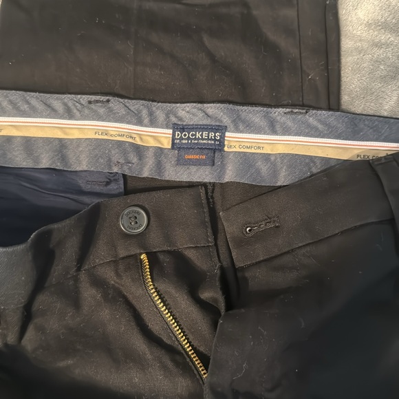 Dockers Pants - Picture 2 of 3